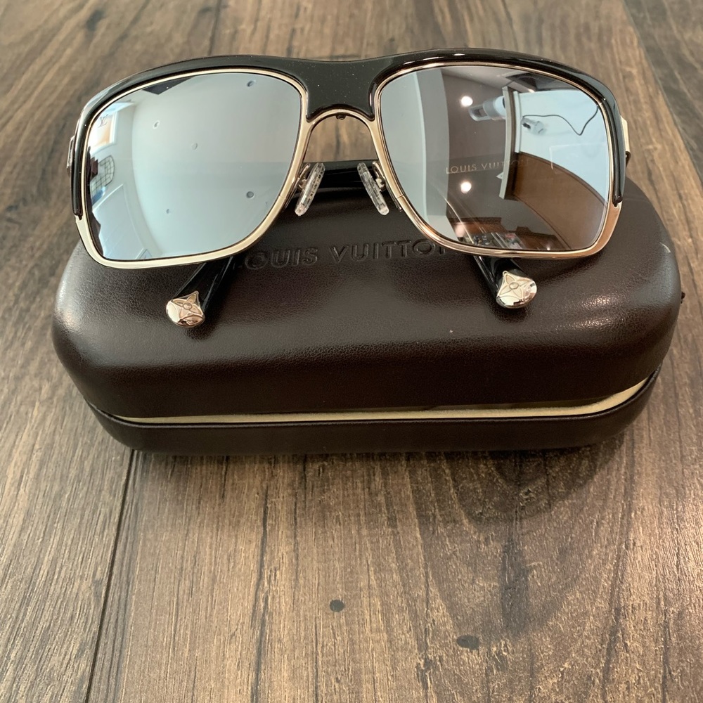 Louis Vuitton Sunglasses Z0384U 55 23 M1120